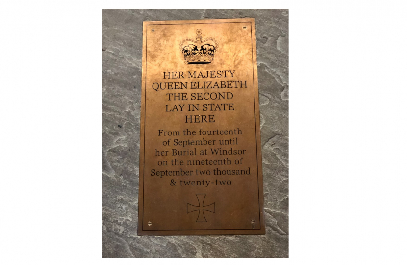 Queen Elizabeth II Lying In State Plaque